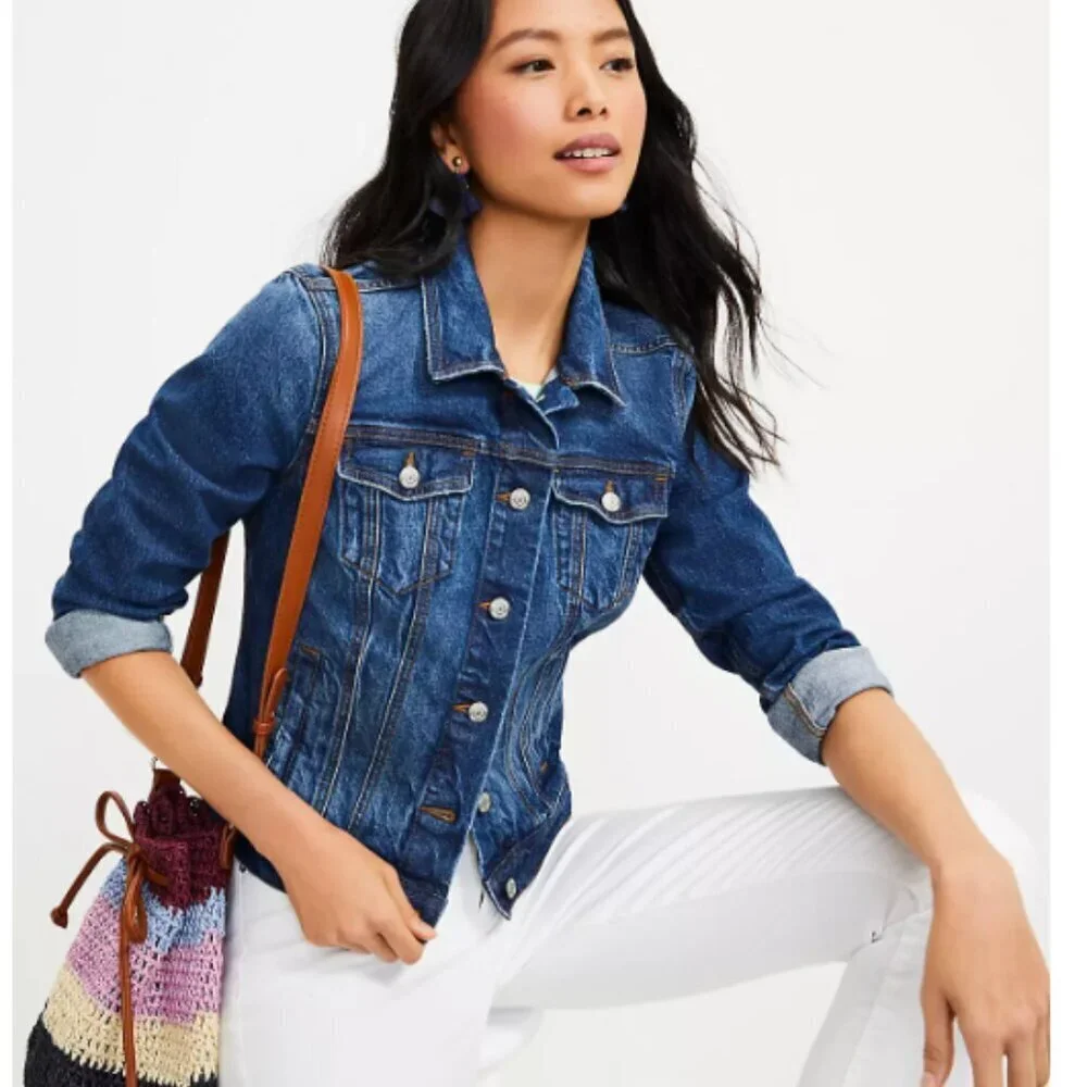 LOFT Denim Trucker Jacket in Classic Indigo Wash Size XS - Picture 2 of 10